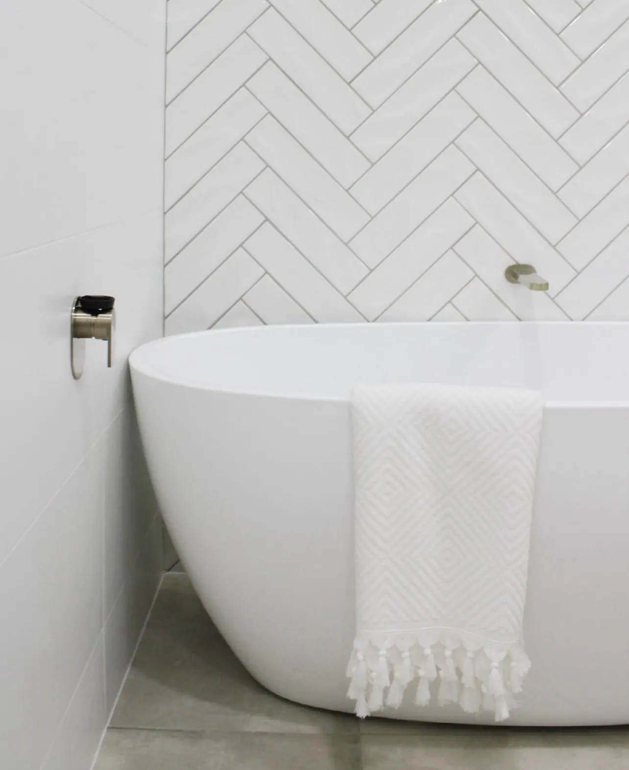 Leaking taps work by Shoreside Plumbing near Mudgeeraba